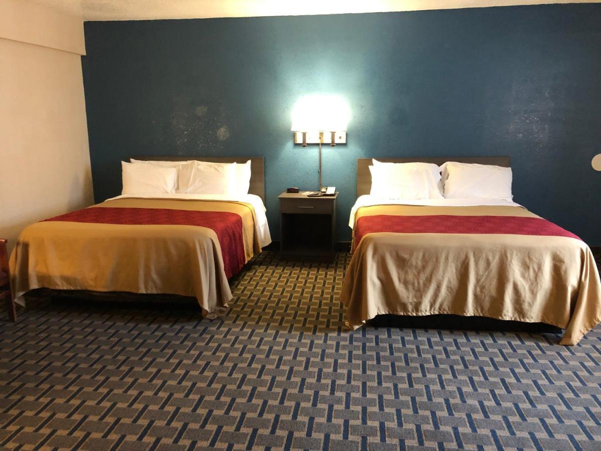 Econo Lodge Cranston - Providence Eksteriør billede