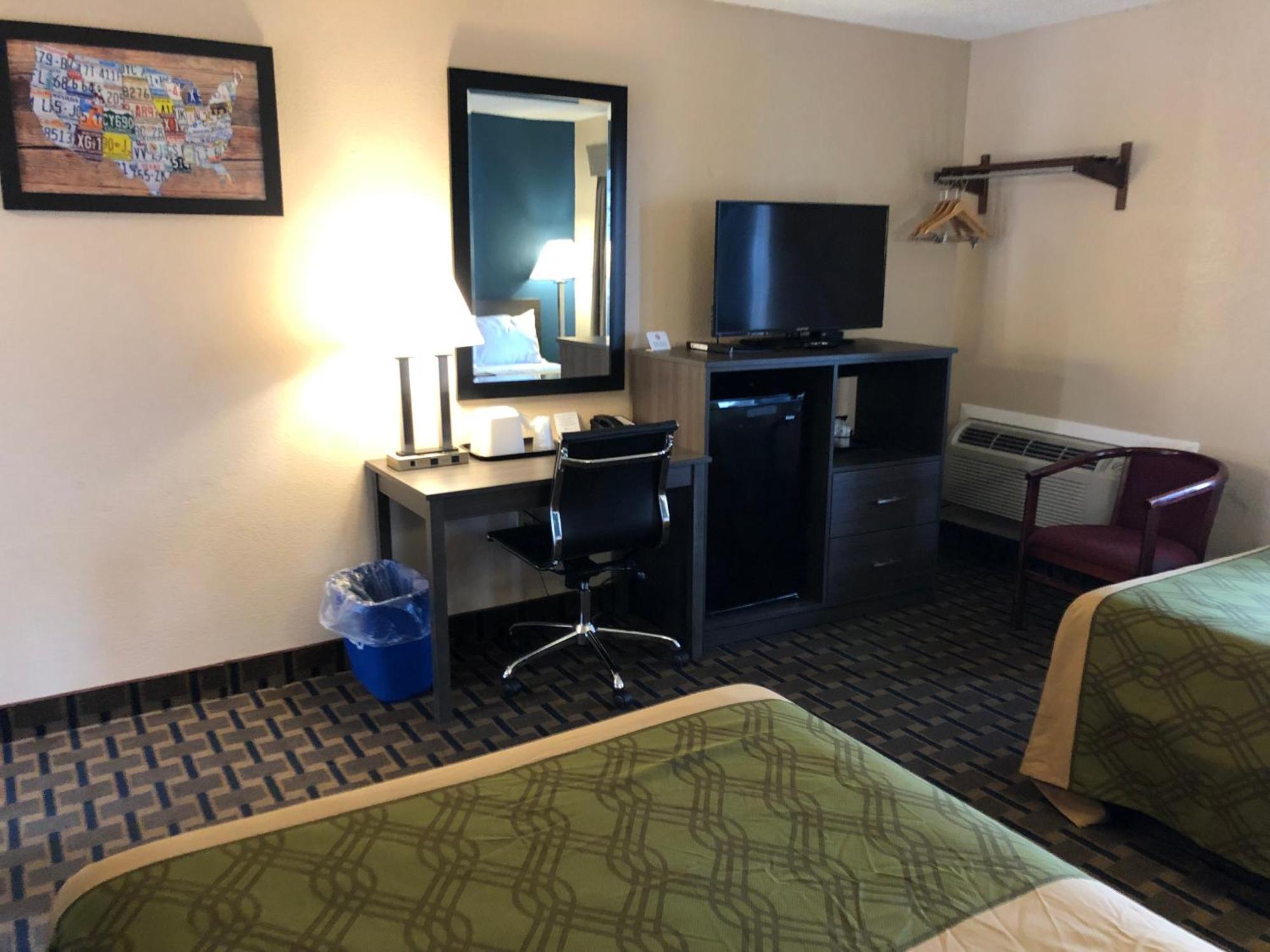 Econo Lodge Cranston - Providence Eksteriør billede