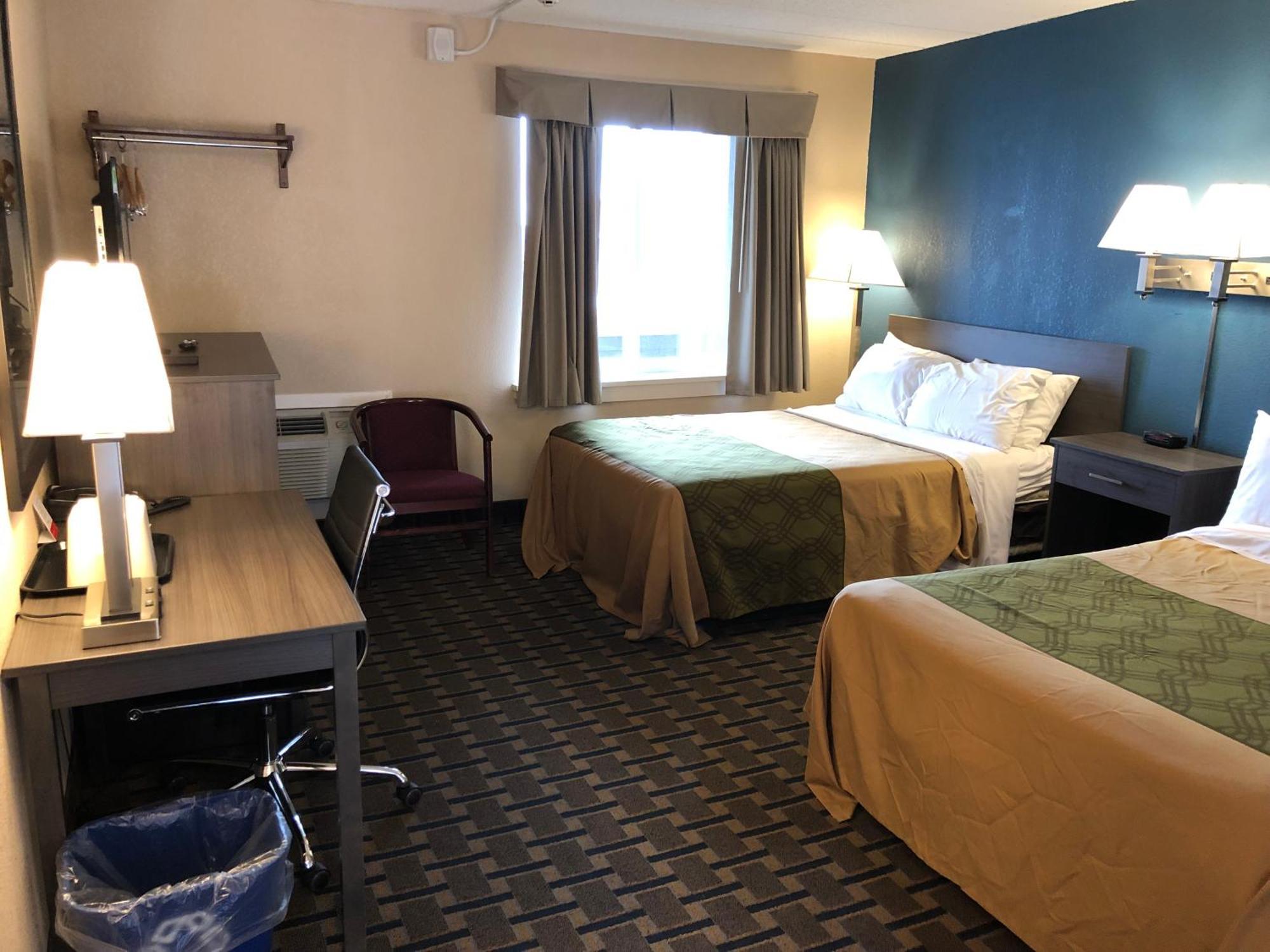Econo Lodge Cranston - Providence Eksteriør billede